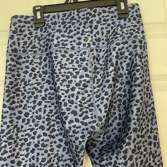 Calla Leopard Print Leggings - Picture 6 of 8